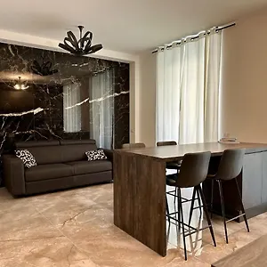 magicplace-appartamento-elegante-nel-cuore-di-bergamo.italymilanhotels.net/